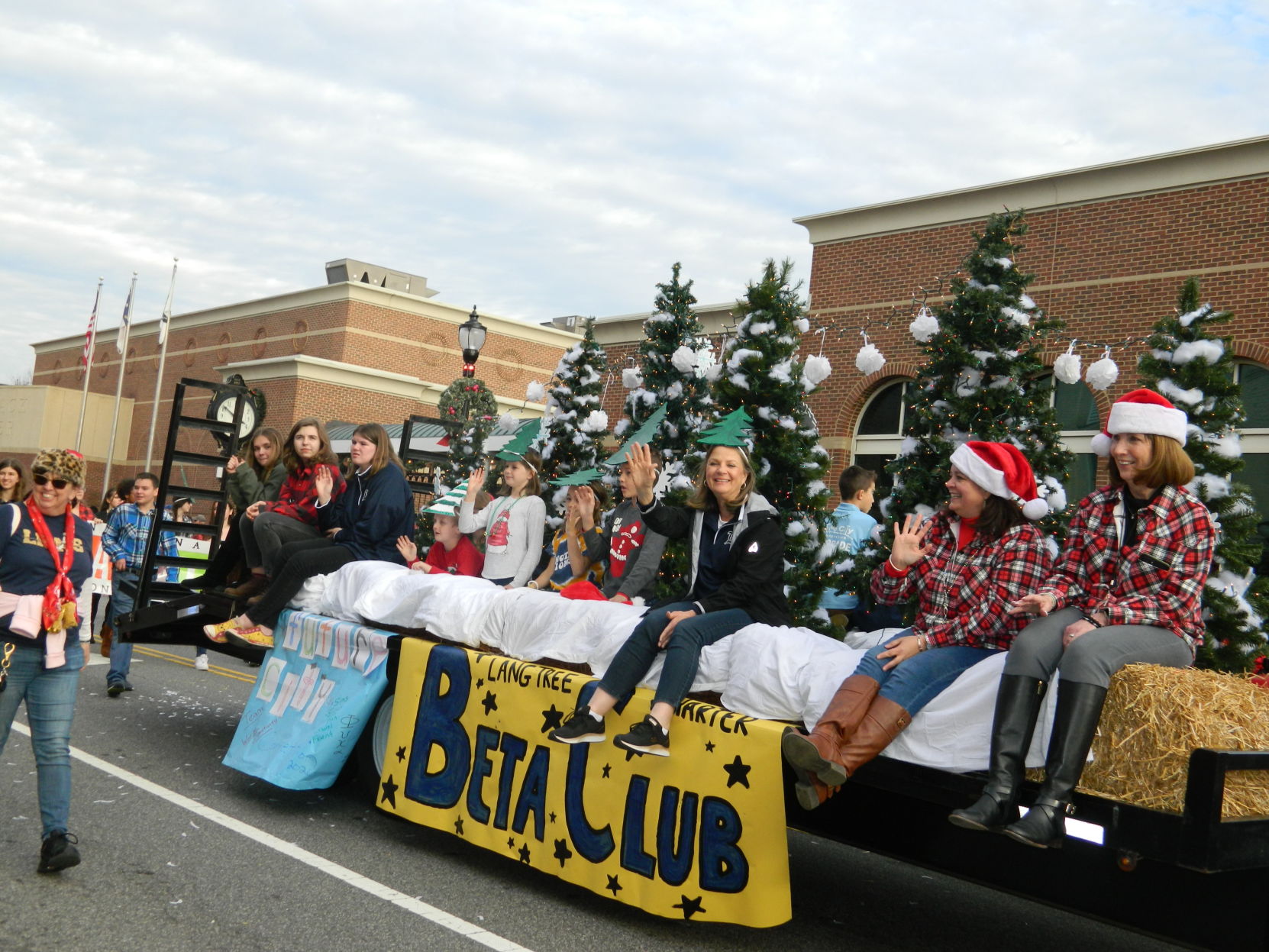 Mooresville Christmas Parade (266).JPG